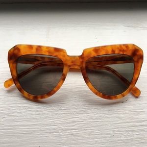 KOMONO CAT EYE SUNGLASSES - “THE STELLA”